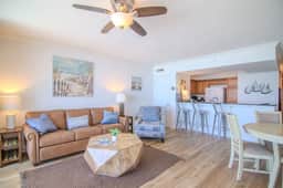 ⭐ New Luxury 1BR Beachfront Sleeps 6!