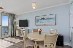 🌊 New Luxury 1BR Beachfront Sleeps 6!
