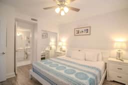 ⛱️ New Luxury 1BR Beachfront Sleeps 6!