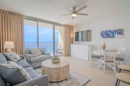 New, Beautiful & Luxurious 2/2! Sleeps 6 - Image 2