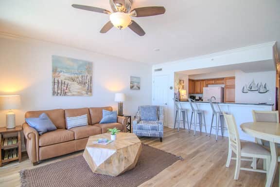 ⭐ New Luxury 1BR Beachfront Sleeps 6!