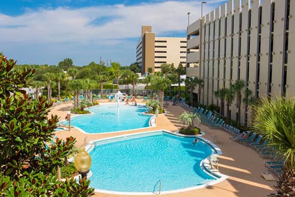 ⭐ New Luxury 1BR Beachfront Sleeps 6!